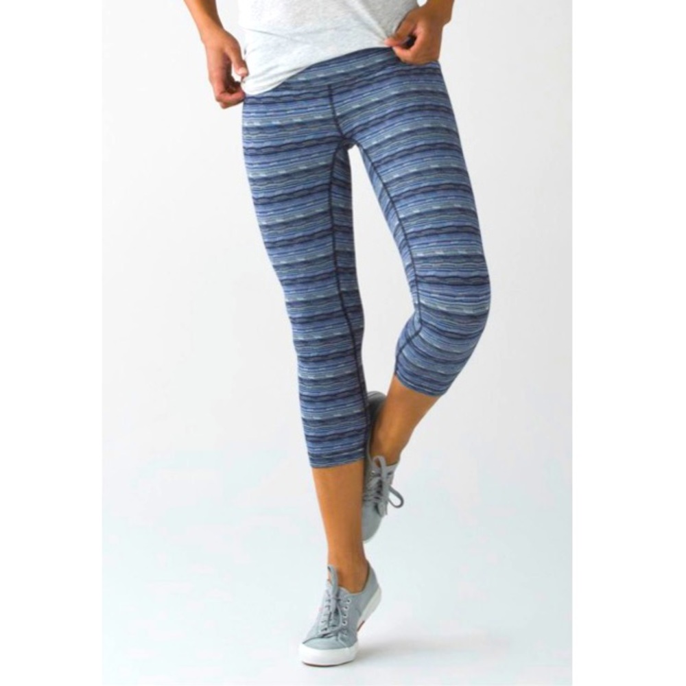 lululemon Wunder Under Crop III Mid-Rise 21.5”